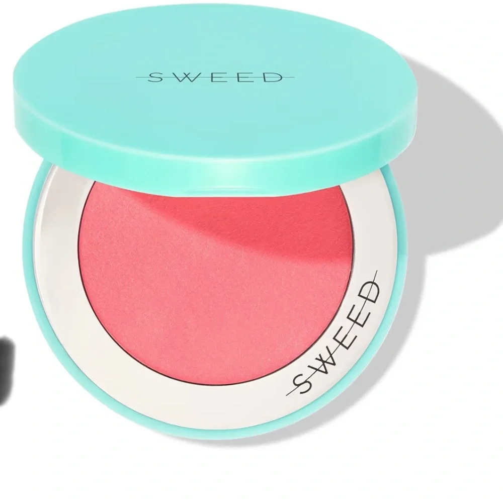 Swede Air Blush Cream in the Shade “Lucky” 🍀